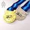Τα μετάλλια καλαθοσφαίρισης αθλητικών παιδιών που καλύπτονται τελειώνουν χρυσό ασημένιο αυξήθηκαν χρώμα διαθέσιμο