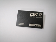 Το λέιζερ χαράσσει μετάλλων RFID καρτών τη ματ μαύρη χρεωστική κάρτα λωρίδων 4442 τσιπ μαγνητική