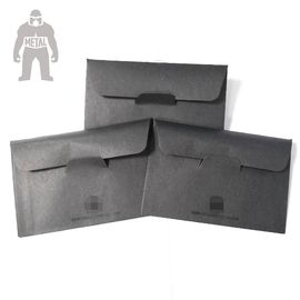 Άκαμπτος κάτοχος 90x60mm καρτών φακέλων Χριστουγέννων μαύρο τυπωμένο χρώμα έγγραφο 120gsm