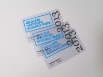 Διαφανές πλαστικό μέγεθος 85.6*54mm εκτύπωσης Silkscreen επαγγελματικών καρτών