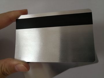 Βουρτσισμένη ασήμι υλική κάρτα μελών PVC με το μαγνητικό λωρίδα 85.6*54mm HiCo